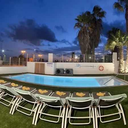 別荘 And Light Mini Golf Pool Luxury 7 Star