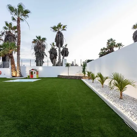 And Light Mini Golf Pool Luxury 7 Star Ferienhaus