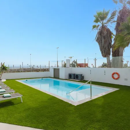 And Light Mini Golf Pool Luxury 7 Star Ferienhaus La Guirra