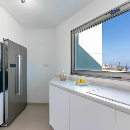 And Light Mini Golf Pool Luxury 7 Star 度假居 La Guirra